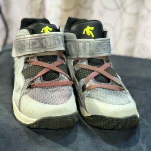 And1 Gray and Black Sneakers with Rugged Sole